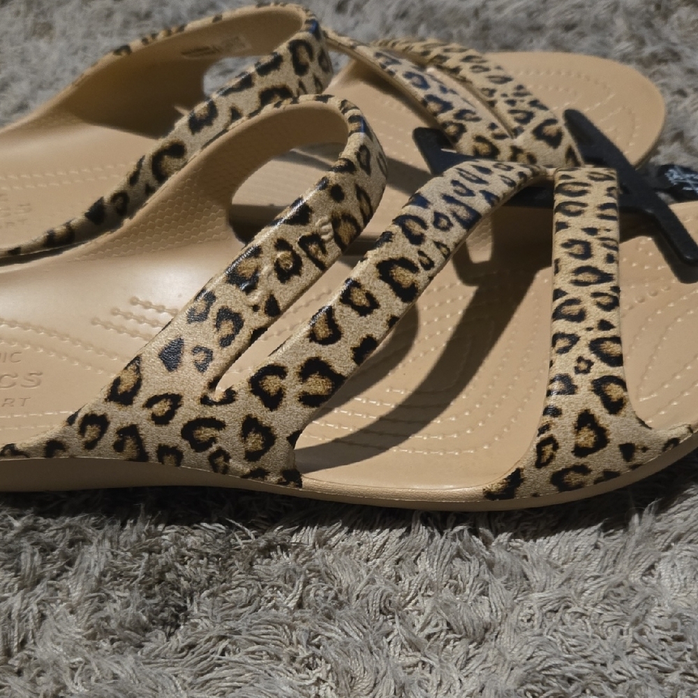 CROCS Tan Leopard Print Sandals - Picture 5 of 7